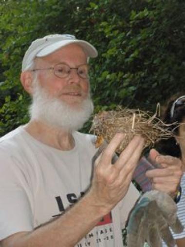 HIP member John Sharp shows nest